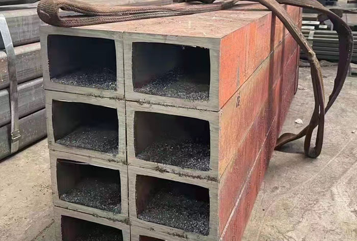 阿拉尔无缝方矩管